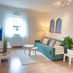 דירה Megha Living - 2 Appartments Mit Kueche - Zentral *