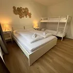 Megha Living - 2 Appartments Mit Kueche - Zentral * ממינגן