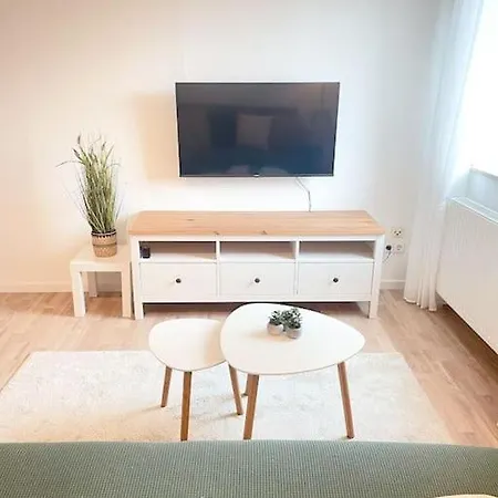 Tony - 2 Mit Kueche - Zentral Apartment *