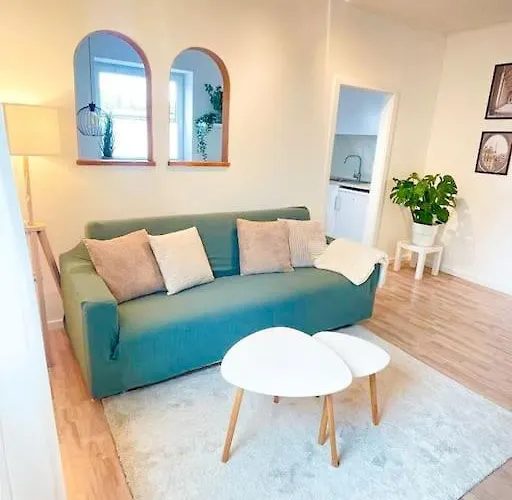 Megha Living - 2 Appartments Mit Kueche - Zentral Мемминген