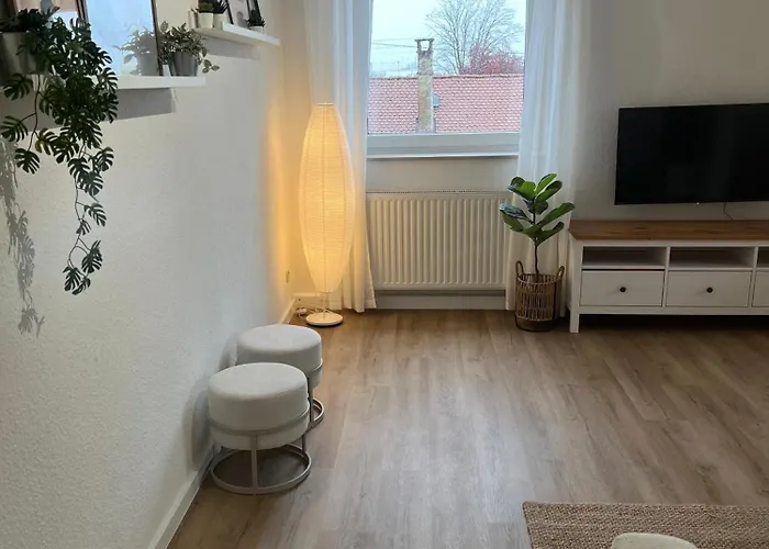 Megha Living - 2 Appartments Mit Kueche - Zentral Мемминген