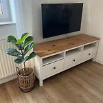 Megha Living - 2 Appartments Mit Kueche - Zentral Appartamento