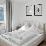 Megha Living - 2 Appartments Mit Kueche - Zentral * Memmingen