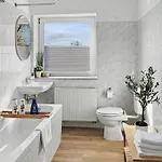 Megha Living - 2 Appartments Mit Kueche - Zentral Appartamento Memmingen