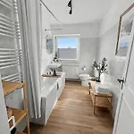 Megha Living - 2 Appartments Mit Kueche - Zentral Memmingen
