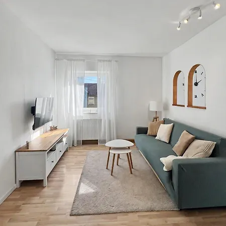 Megha Living - 2 Appartments Mit Kueche - Zentral * Memmingen