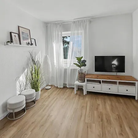 Megha Living - 2 Appartments Mit Kueche - Zentral *