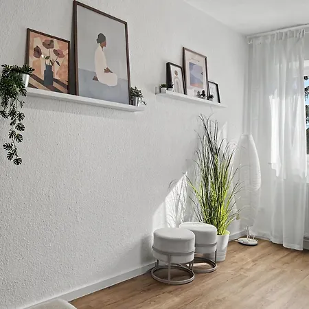 Megha Living - 2 Appartments Mit Kueche - Zentral Appartement
