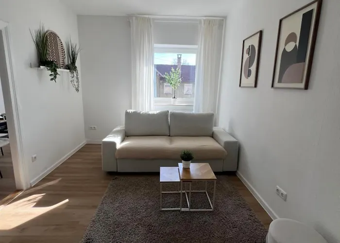 Megha Living - 2 Appartments Mit Kueche - Zentral شقة